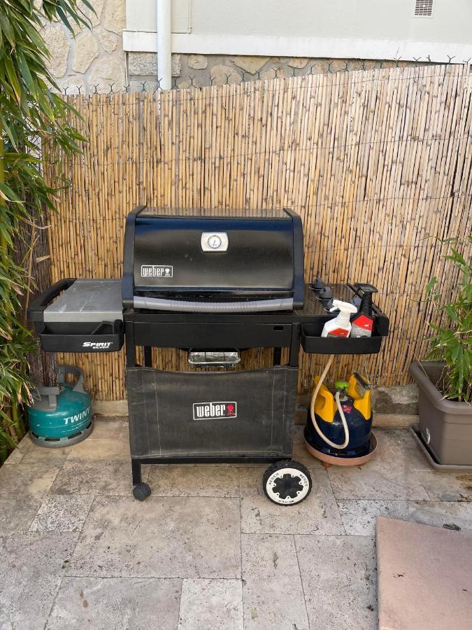 Rdc De Maison Avec Terrasse Barbecue ตูลง ภายนอก รูปภาพ